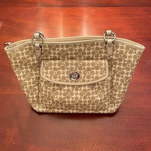 Coach Shoulder Bag